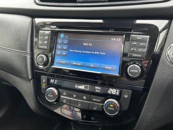 NISSAN X-TRAIL 1.6 dCi Tekna SUV 5dr Diesel XTRON Euro 6 (s/s) (130 ps)