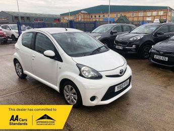 Toyota AYGO 1.0 VVT-i Ice Hatchback 5dr Petrol Manual Euro 5 (67 ps)