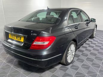 MERCEDES-BENZ C-CLASS 2.1 C200 CDI BlueEfficiency Elegance Saloon 4dr Diesel G-Tronic+