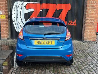 FORD FIESTA 1.6 Zetec Hatchback 5dr Petrol Powershift Euro 5 (105 ps)