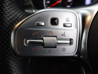 MERCEDES-BENZ GLC 2.0 GLC220d AMG Line SUV 5dr Diesel G-Tronic+ 4MATIC Euro 6 (s/s