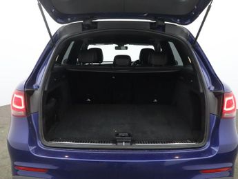 MERCEDES-BENZ GLC 2.0 GLC220d AMG Line SUV 5dr Diesel G-Tronic+ 4MATIC Euro 6 (s/s