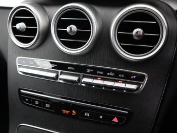 MERCEDES-BENZ GLC 2.0 GLC220d AMG Line SUV 5dr Diesel G-Tronic+ 4MATIC Euro 6 (s/s