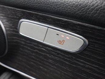 MERCEDES-BENZ GLC 2.0 GLC220d AMG Line SUV 5dr Diesel G-Tronic+ 4MATIC Euro 6 (s/s