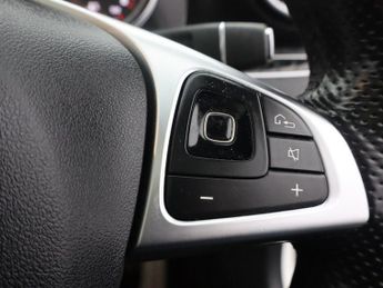 MERCEDES-BENZ E-CLASS 2.0 E220d AMG Line (Premium) Estate 5dr Diesel G-Tronic+ Euro 6 