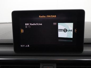 AUDI A5 2.0 TDI 40 S line Coupe 2dr Diesel S Tronic quattro Euro 6 (s/s)