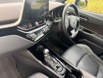 TOYOTA C-HR 1.8 VVT-h Excel SUV 5dr Petrol Hybrid CVT Euro 6 (s/s) (122 ps)