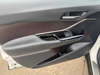 TOYOTA C-HR 1.8 VVT-h Excel SUV 5dr Petrol Hybrid CVT Euro 6 (s/s) (122 ps)