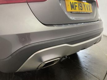 MERCEDES-BENZ GLA 2.1 GLA200d Sport (Executive) SUV 5dr Diesel 7G-DCT Euro 6 (s/s)