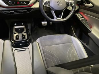 VOLKSWAGEN ID.4 Pro Performance 77kWh Life SUV 5dr Electric Auto (204 ps)