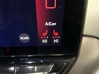 VOLKSWAGEN ID.4 Pro Performance 77kWh Life SUV 5dr Electric Auto (204 ps)