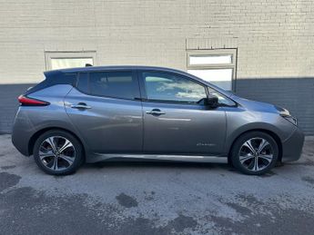 NISSAN LEAF 40kWh Tekna Hatchback 5dr Electric Auto (150 ps)