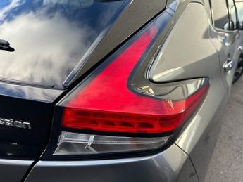 NISSAN LEAF 40kWh Tekna Hatchback 5dr Electric Auto (150 ps)