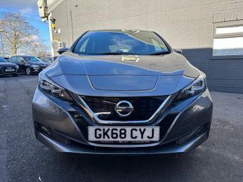 NISSAN LEAF 40kWh Tekna Hatchback 5dr Electric Auto (150 ps)