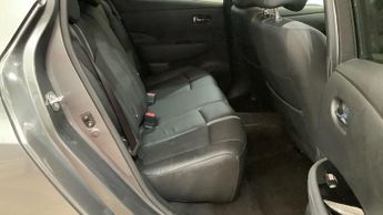 NISSAN LEAF 59kWh e+ Tekna Hatchback 5dr Electric Auto (217 ps)