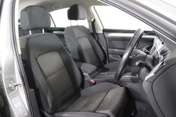 VOLKSWAGEN PASSAT 2.0 TDI BlueMotion Tech SE Business Saloon 4dr Diesel DSG Euro 6