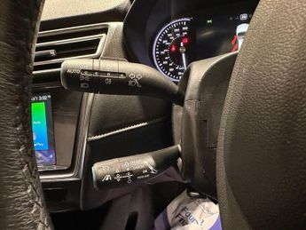 MG MG5 61.1kWh Excite Long Range Estate 5dr Electric Auto (156 ps)