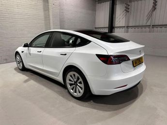 TESLA Model 3 Standard Range Plus Saloon 4dr Electric Auto RWD (241 bhp)