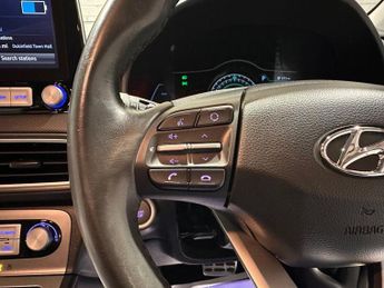 HYUNDAI KONA 64kWh Premium SUV 5dr Electric Auto (10.5kW Charger) (204 ps)