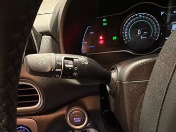 HYUNDAI KONA 64kWh Premium SUV 5dr Electric Auto (10.5kW Charger) (204 ps)