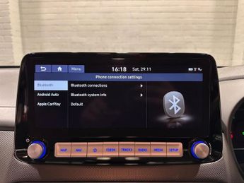 HYUNDAI KONA 64kWh Premium SUV 5dr Electric Auto (10.5kW Charger) (204 ps)