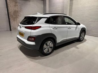 HYUNDAI KONA 64kWh Premium SUV 5dr Electric Auto (10.5kW Charger) (204 ps)