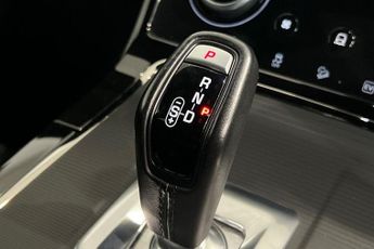 LAND ROVER RANGE ROVER EVOQUE 1.5 P300e 12.2kWh R-Dynamic S SUV 5dr Petrol Plug-in Hybrid Auto