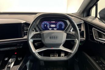 AUDI Q4 E-TRON 40 Launch Edition SUV 5dr Electric Auto 82kWh (204 ps) Rear Park
