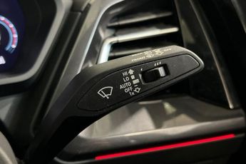 AUDI Q4 E-TRON 40 Launch Edition SUV 5dr Electric Auto 82kWh (204 ps) Rear Park