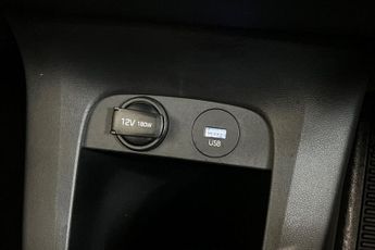 HYUNDAI IONIQ 5 73kWh Premium Hatchback 5dr Electric Auto (217 ps) Rear View Cam