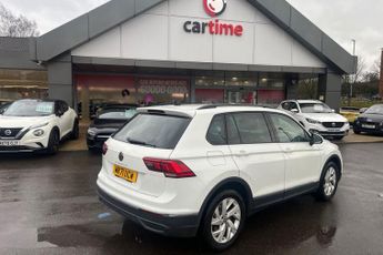 VOLKSWAGEN TIGUAN 1.5 TSI Life SUV 5dr Petrol DSG Euro 6 (s/s) (150 ps) Front  / R