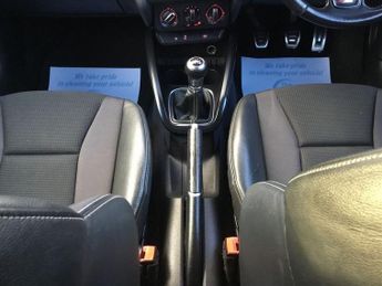 AUDI A1 1.4 TFSI S line Hatchback 3dr Petrol Manual Euro 6 (s/s) (125 ps