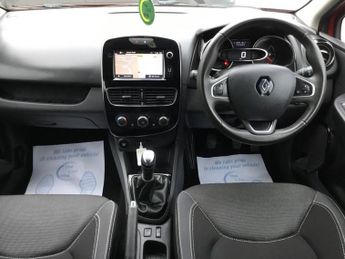 RENAULT CLIO 0.9 TCe Dynamique Nav Hatchback 5dr Petrol Manual Euro 6 (s/s) (