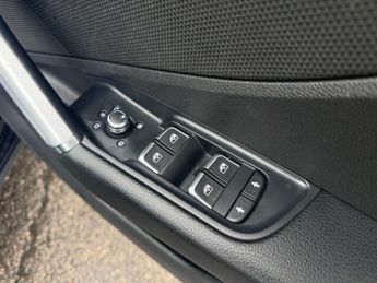 AUDI Q2 1.5 TFSI CoD 35 S line SUV 5dr Petrol S Tronic Euro 6 (s/s) (150