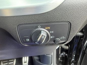 AUDI Q2 1.5 TFSI CoD 35 S line SUV 5dr Petrol S Tronic Euro 6 (s/s) (150