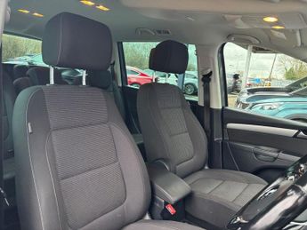 VOLKSWAGEN SHARAN 2.0 TDI SE MPV 5dr Diesel DSG Euro 6 (s/s) (150 ps)