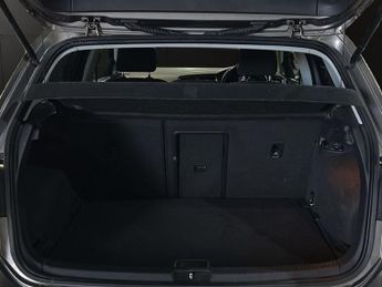 VOLKSWAGEN GOLF 2.0 TDI BlueMotion Tech SE Hatchback 5dr Diesel DSG Euro 5 (s/s)