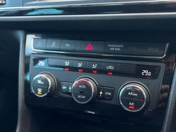 SEAT LEON 2.0 TDI FR Technology Hatchback 5dr Diesel DSG Euro 6 (s/s) (184