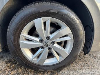 VOLKSWAGEN POLO 1.0 TSI SE Hatchback 5dr Petrol DSG Euro 6 (s/s) (95 ps)