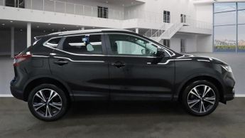 NISSAN QASHQAI 1.3 DIG-T N-Connecta SUV 5dr Petrol DCT Auto Euro 6 (s/s) (160 p