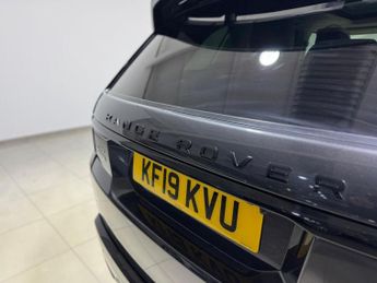 LAND ROVER RANGE ROVER SPORT 3.0 SD V6 Autobiography Dynamic SUV 5dr Diesel Auto 4WD Euro 6 (
