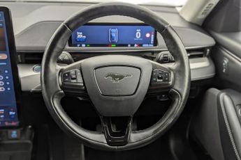 FORD MUSTANG MACH-E Standard Range 70kWh SUV 5dr Electric Automatic (269 ps)