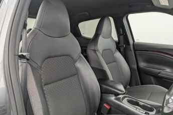 NISSAN JUKE 1.0 DIG-T N-Connecta SUV 5dr Petrol DCT Auto Euro 6 (s/s) (114 p