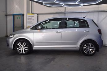 VOLKSWAGEN GOLF PLUS 1.6 TDI SE Hatchback 5dr Diesel DSG Euro 5 (105 ps)