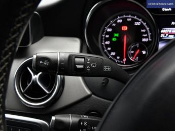 MERCEDES-BENZ GLA 1.6 GLA200 Sport SUV 5dr Petrol 7G-DCT Euro 6 (s/s) (156 ps)