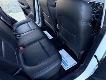 MG MG ZS 44.5kWh Exclusive SUV 5dr Electric Auto (143 ps)