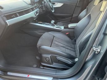 AUDI A4 AVANT 2.0 TFSI 35 S line Estate 5dr Petrol S Tronic Auto 