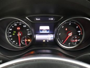 MERCEDES-BENZ CLA 2.1 CLA220d AMG Line Coupe 4dr Diesel 7G-DCT Euro 6 (s/s) (177 p