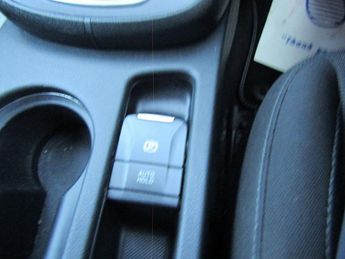 HYUNDAI KONA 1.6 h-GDi Premium SUV 5dr Petrol Hybrid DCT Euro 6 (s/s) (141 ps