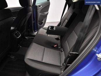 HYUNDAI TUCSON 1.6 CRDi MHEV SE Nav SUV 5dr Diesel Hybrid DCT Euro 6 (s/s) (136